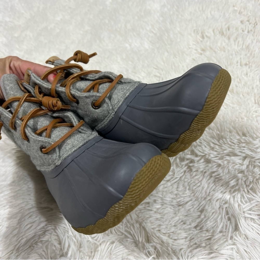 Sperry Women's Saltwater Wool Embossed Duck Boot w/ Thinsulate™ Size 5 - Picture 4 of 13